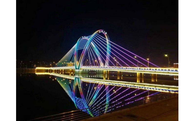 做好這四點(diǎn)，城市廣場夜景照明能給人們提供視覺享受